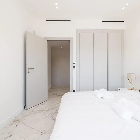 Pibonson - D Exception A - Luxe, Piscine Et *